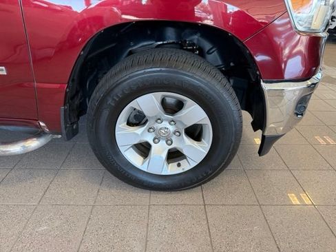 Used 2019 RAM 1500 Big Horn AWD/4WD image 14