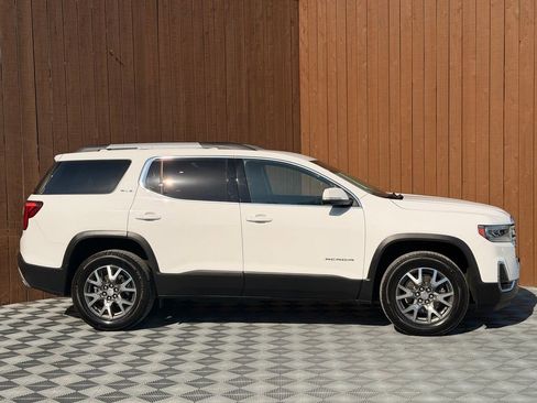 Used 2023 GMC Acadia SLE w/ Driver Convenience Package FWD image 13