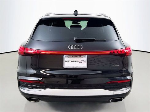 New 2025 Audi Q5 2.0T Premium Plus image 6