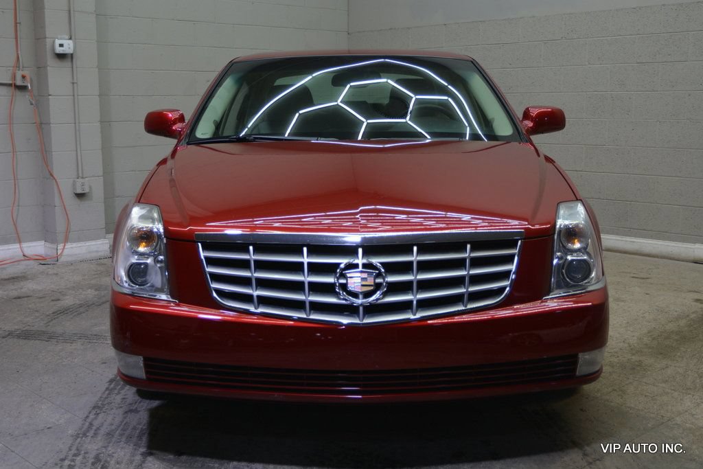 Used 2010 Cadillac DTS FWD image 5
