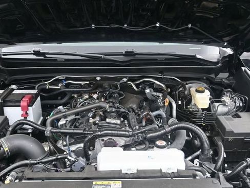 Used 2025 Toyota Tacoma TRD Sport RWD image 28