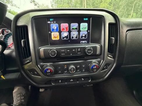 Used 2017 Chevrolet Silverado 1500 LT w/ All Star Edition AWD/4WD image 24