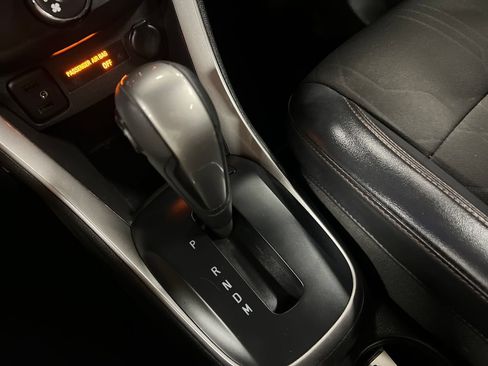 Certified 2022 Chevrolet Trax LT w/ Midnight Edition AWD/4WD image 25