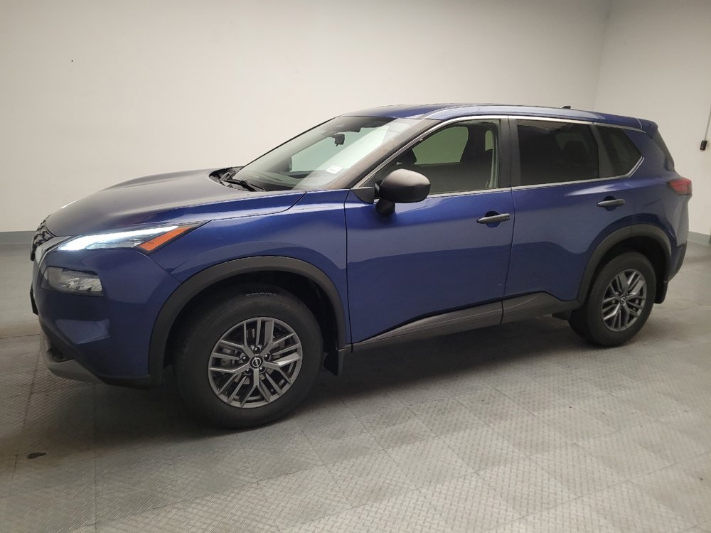Used 2023 Nissan Rogue S FWD image 2
