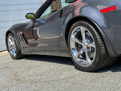 Used 2012 Chevrolet Corvette Grand Sport w/ 3LT Preferred Equipment Group RWD image 25