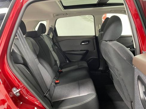 Used 2021 Nissan Rogue SV AWD/4WD image 22