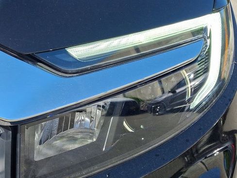 Certified 2023 Honda Passport EX-L image 9