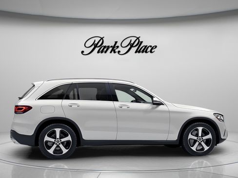 Used 2020 Mercedes-Benz GLC 300 image 25