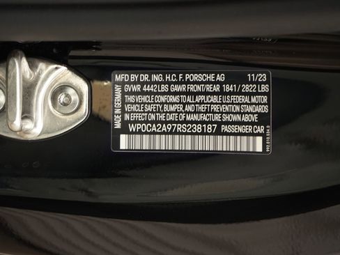 Used 2024 Porsche 911 Carrera image 33