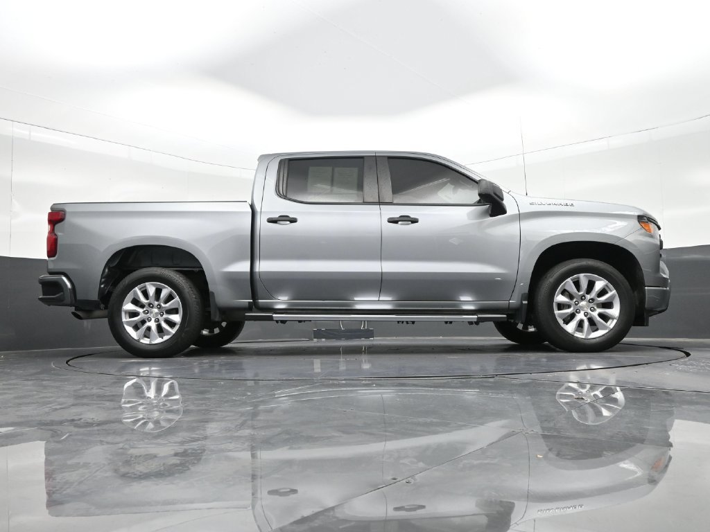 Used 2023 Chevrolet Silverado 1500 Custom RWD image 28