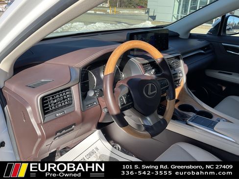 Used 2020 Lexus RX 450hL AWD w/ Premium Package image 8