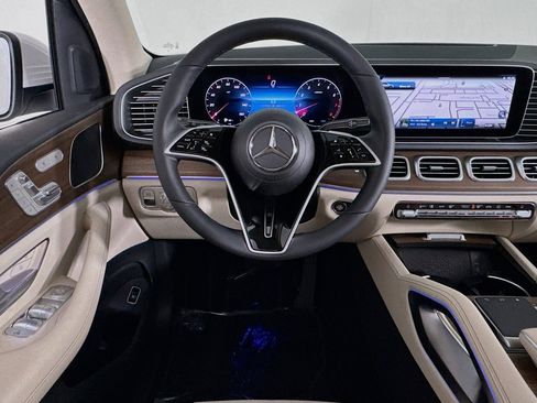 New 2026 Mercedes-Benz GLE 450 4MATIC image 4