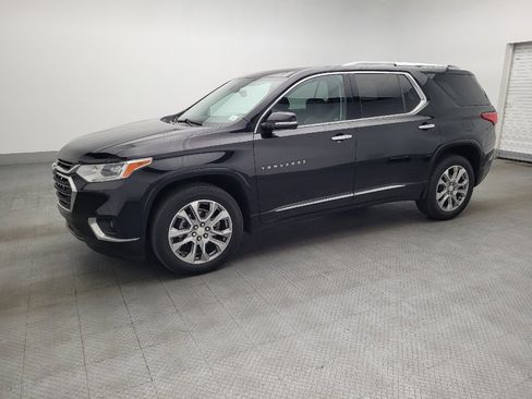 Used 2018 Chevrolet Traverse Premier w/ Driver Confidence II Package image 2