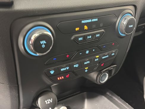 Used 2023 Ford Ranger Lariat w/ Tremor Off-Road Package image 21