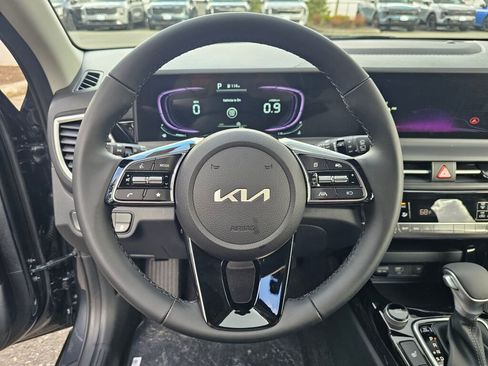 New 2026 Kia Seltos S image 10