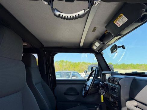 Used 2006 Jeep Wrangler X image 13