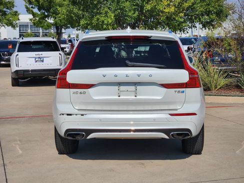 Used 2019 Volvo XC60 T5 R-Design w/ Protection Package Premier FWD image 13