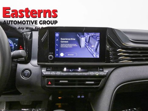 Used 2025 Toyota Camry LE FWD image 12