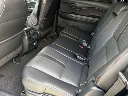 Used 2023 Honda Passport TrailSport image 13