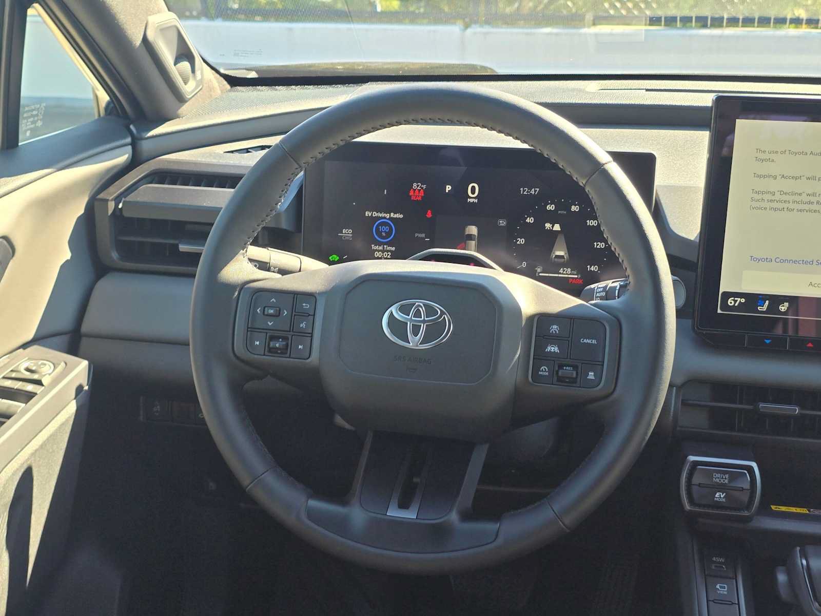 Used 2026 Toyota RAV4 XSE w/ Weather Package AWD/4WD image 19