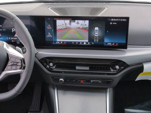 Used 2025 BMW 330i 330i w/ M Sport Package image 30