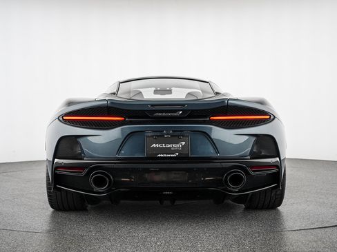 Used 2023 McLaren GT RWD image 3