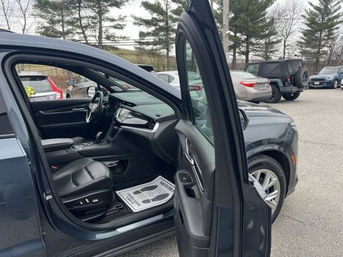 Used 2020 Cadillac XT6 Sport AWD/4WD image 12
