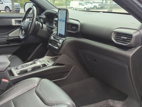 Used 2022 Ford Explorer ST w/ Equipment Group 401A AWD/4WD image 25
