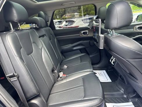 Used 2022 Kia Sorento S w/ Panoramic Sunroof Package AWD/4WD image 20