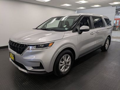 Certified 2022 Kia Carnival LX