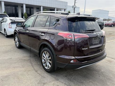 Certified 2018 Toyota RAV4 Limited image 7