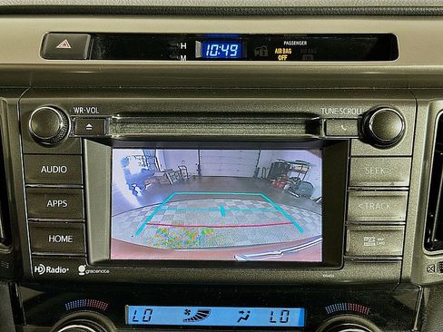 Used 2015 Toyota RAV4 Limited AWD/4WD image 17
