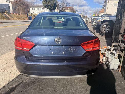 Used 2012 Volkswagen Passat 2.5 S image 4