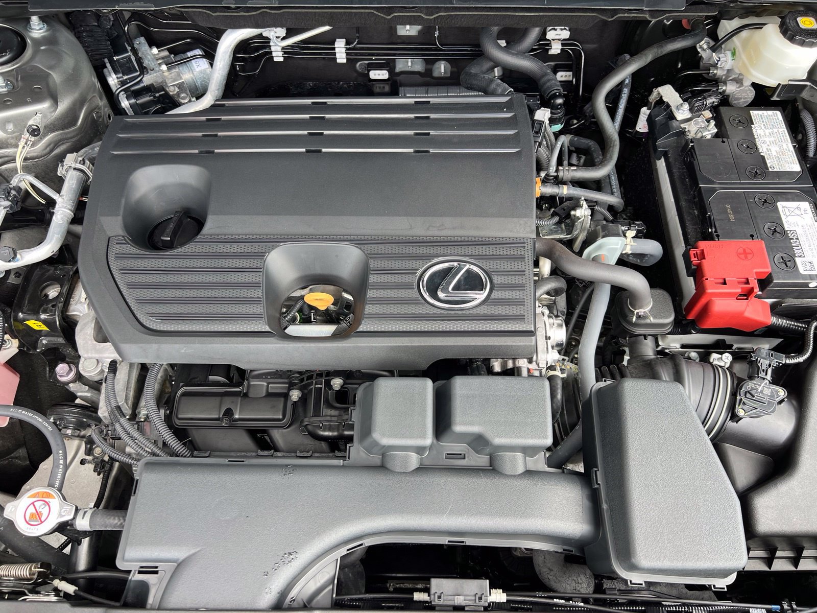 Used 2024 Lexus NX 250 FWD w/ Towing Package (2000 Lbs) image 19