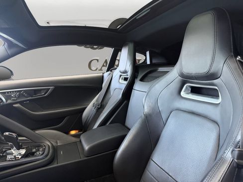 Used 2018 Jaguar F-TYPE R-Dynamic RWD image 9