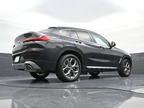 Used 2024 BMW X4 xDrive30i image 27