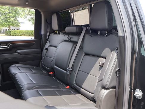 Used 2025 GMC Sierra 3500 Denali w/ Denali Reserve Package AWD/4WD image 33