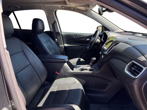 Used 2019 Chevrolet Equinox Premier FWD image 17