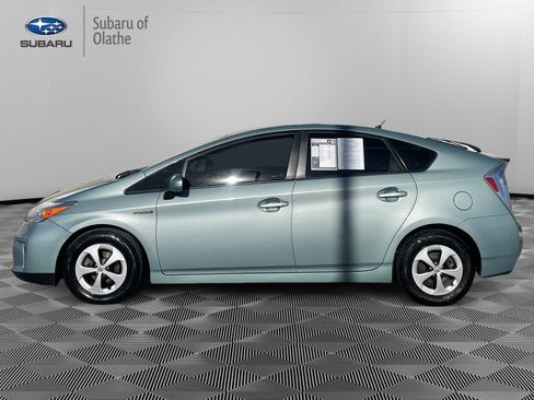 Used 2015 Toyota Prius Four image 7