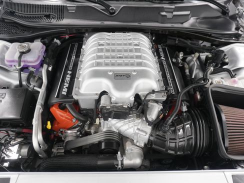 Used 2022 Dodge Challenger SRT Hellcat image 39