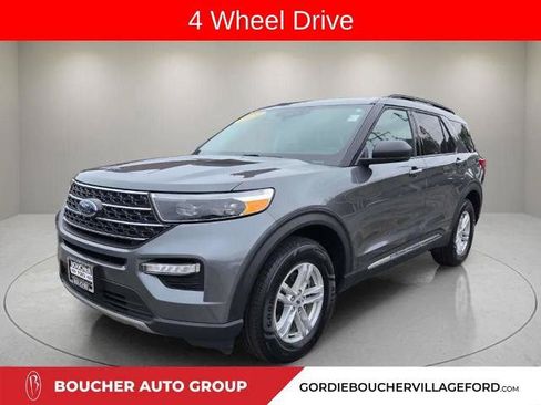 Certified 2024 Ford Explorer XLT w/ Equipment Group 202A AWD/4WD image 3