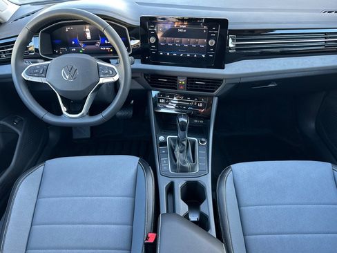 New 2026 Volkswagen Jetta SE FWD image 11