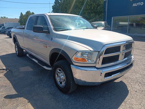 Used 2010 Dodge Ram 2500 Truck SLT AWD/4WD image 7