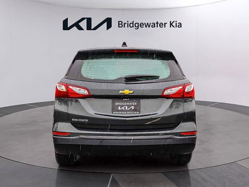 Used 2019 Chevrolet Equinox LS image 6