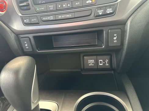Used 2018 Honda Ridgeline RTL-T image 31