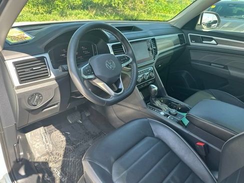 Used 2022 Volkswagen Atlas SEL AWD/4WD image 39