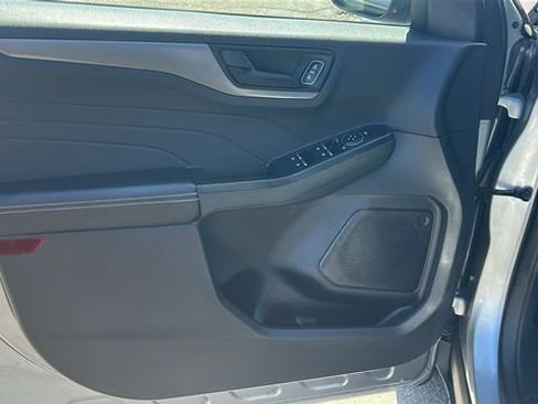 Certified 2024 Ford Escape Active FWD image 16