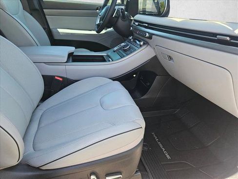 Used 2025 Hyundai Palisade SEL AWD/4WD image 23