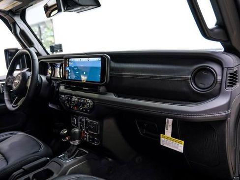 Used 2025 Jeep Wrangler Unlimited Rubicon 392 image 57