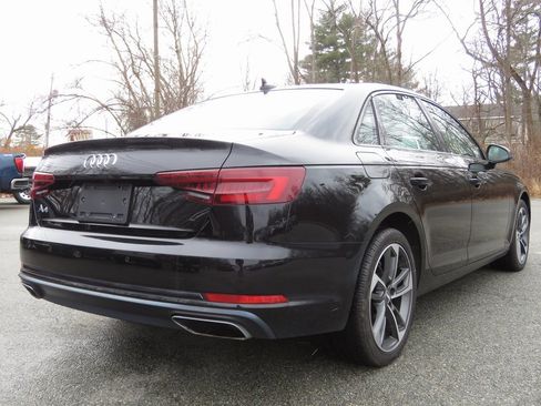Used 2019 Audi A4 2.0T Premium image 5